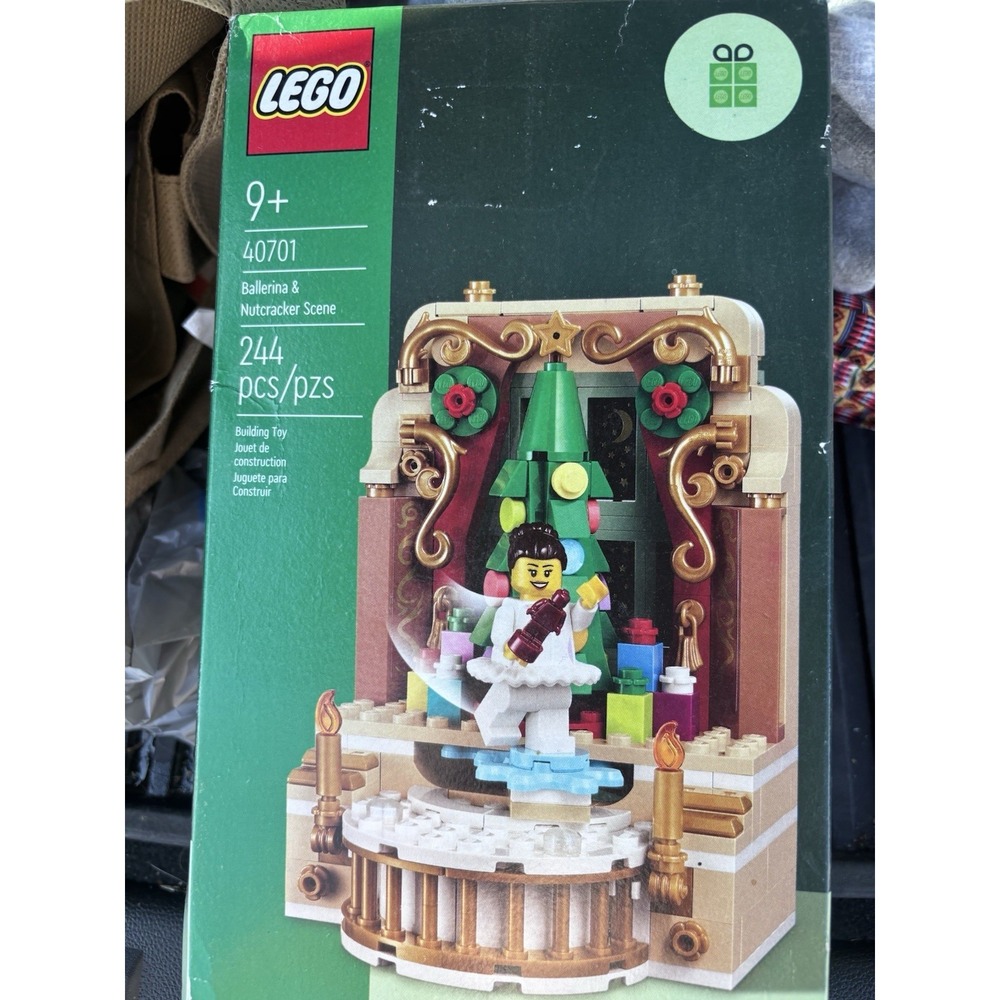 Lego 40701 Ballerina & Nutcracker Scene  Lego's Collectors  New Sealed Toys